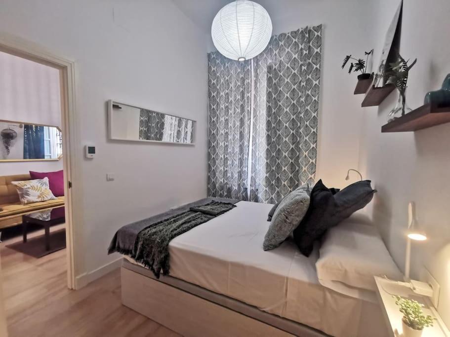 Apartamento A 2 Minutos De Plaza La Merced, Málaga Dış mekan fotoğraf